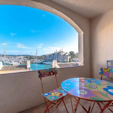 La Marina L Views & Parking L Shellter